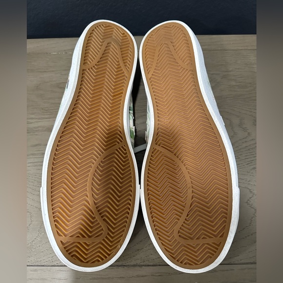 New Balance All Coasts 210 Tropical Print - Size 13 - Picture 8 of 8